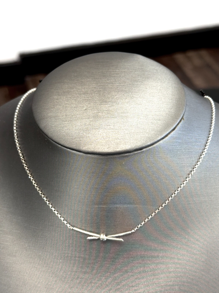 Barbwire Necklace